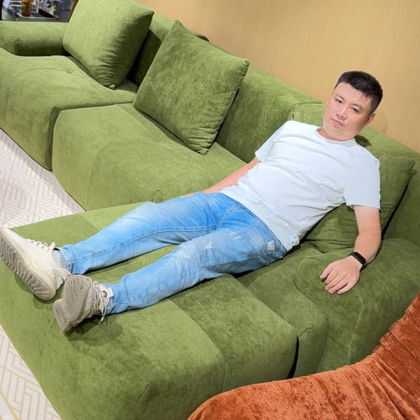 DS046 Compressed sofa